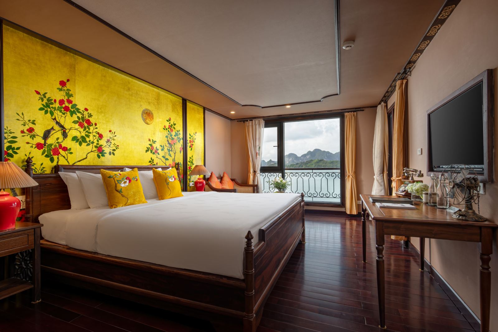 Indochine Cruise