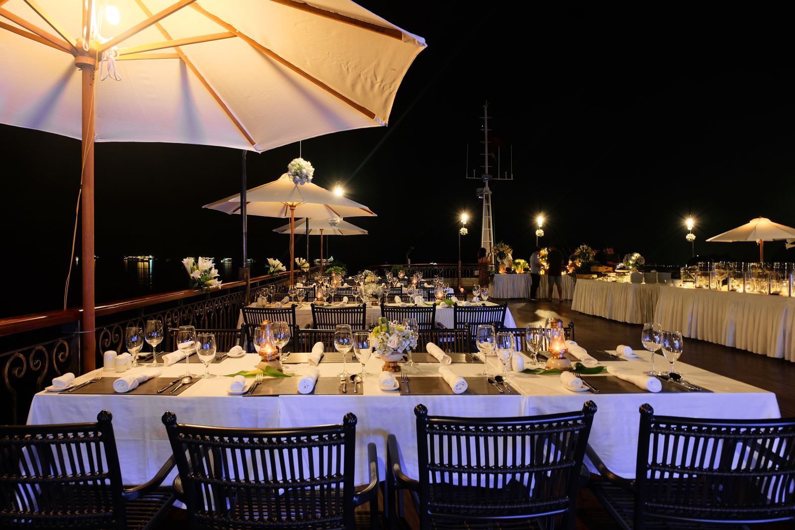 Fête sur la terrasse