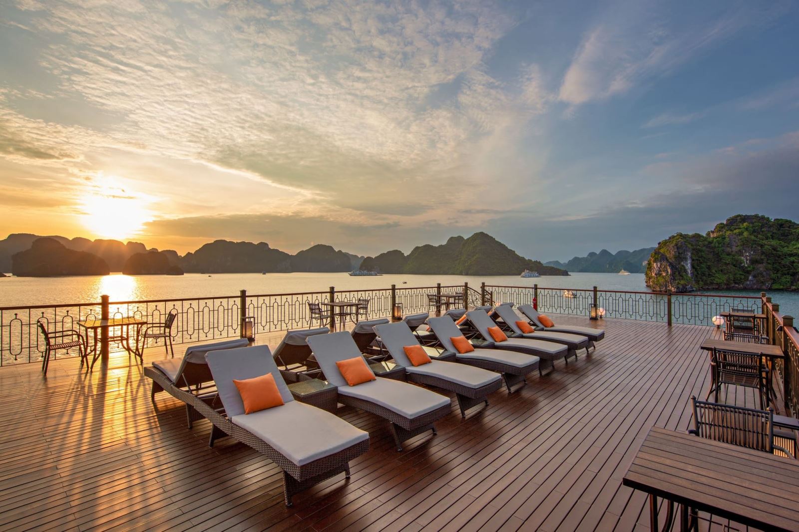 Sundeck